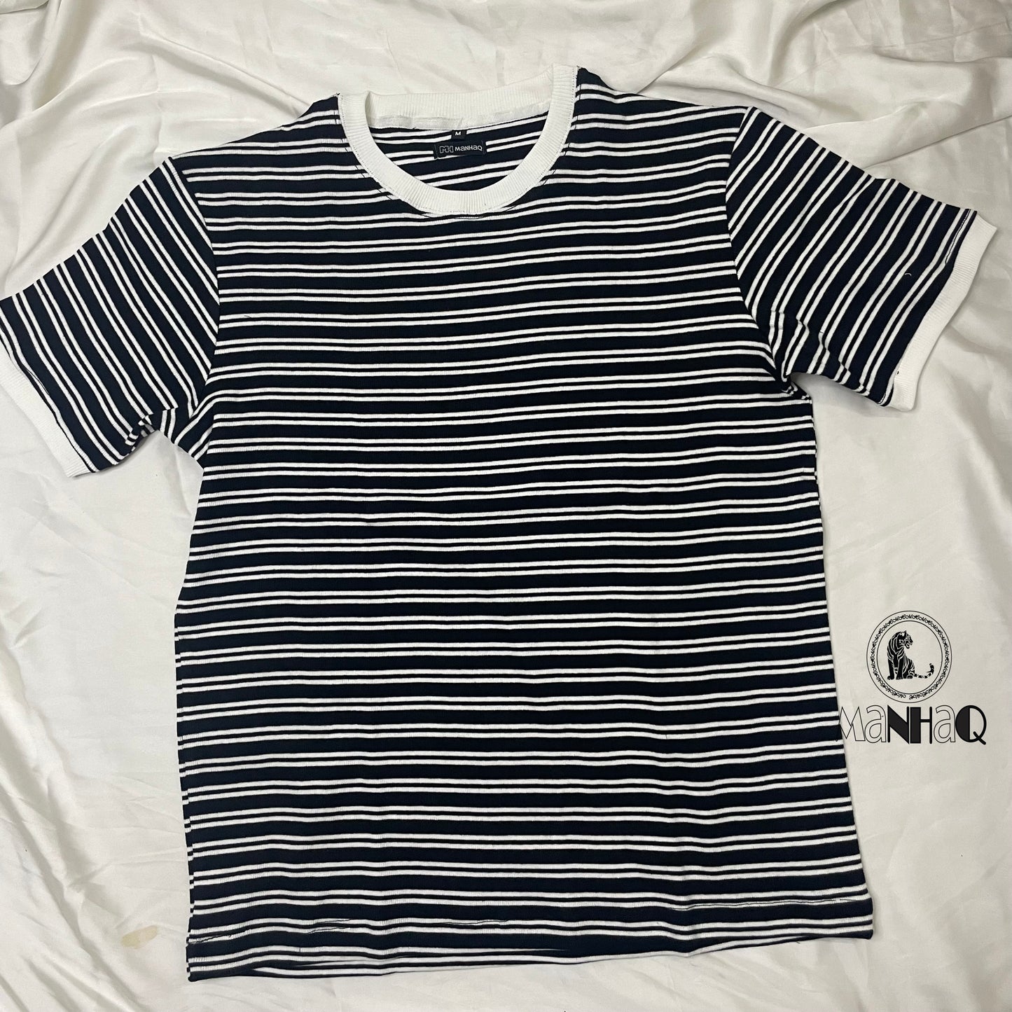 Half sleeve crew neck stripped T-shirt